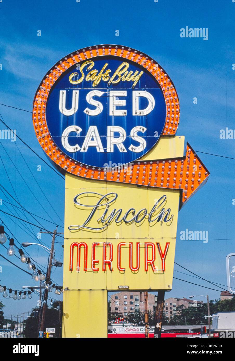1980s used car lot sign hires stock photography and images Alamy