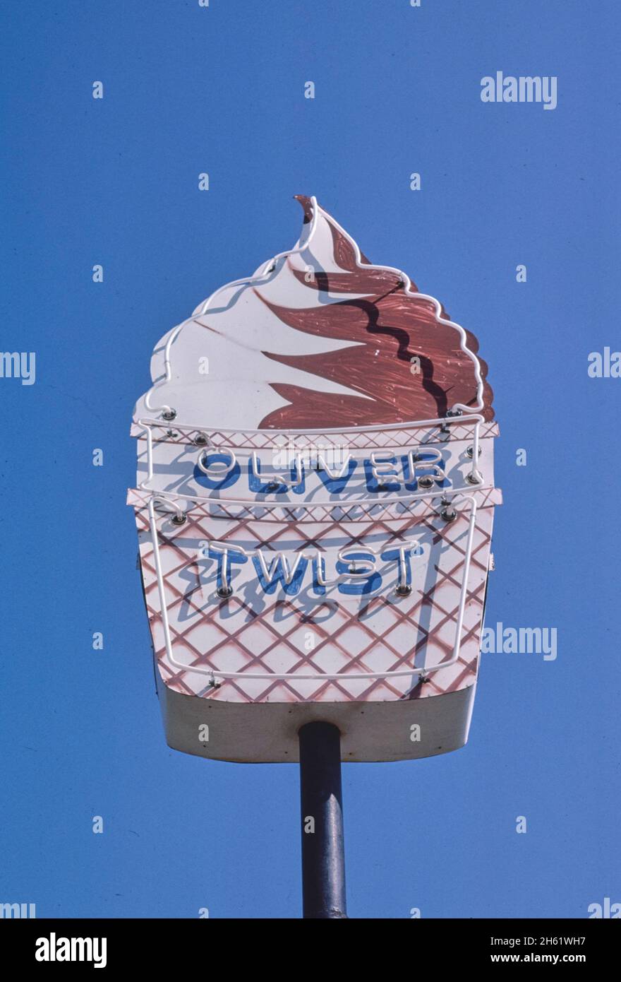 Oliver Twist ice cream sign, Royal Oak, Michigan; ca. 1986 Stock Photo