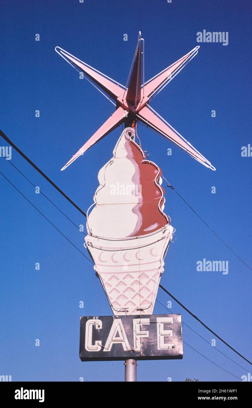 1970s ice cream shop hires stock photography and images Alamy