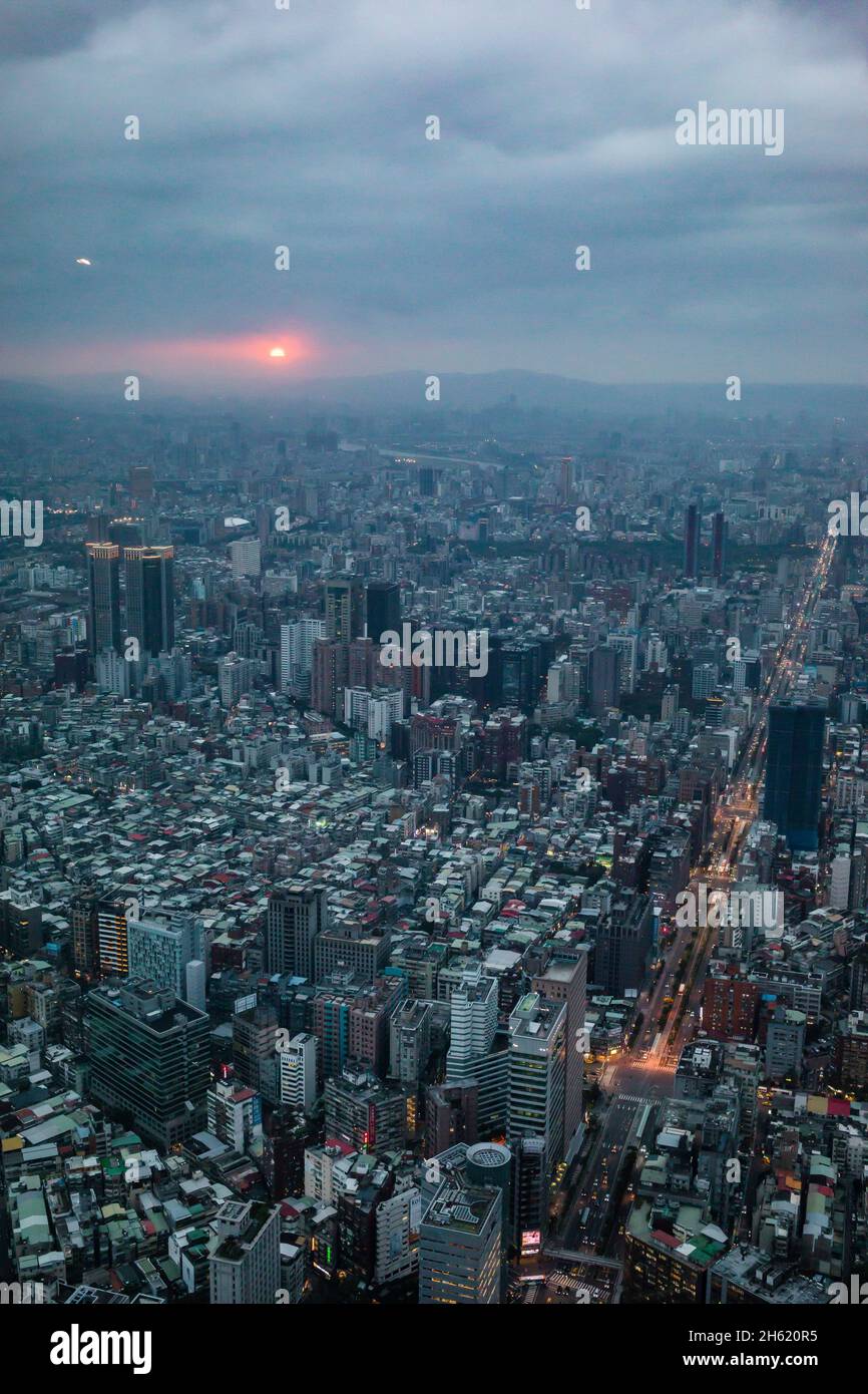 Taipei 101 Tower asia s Highest Observation Deck Stock Photo Alamy taipei-101-tower-asia-s-highest-observation-deck-stock-photo-alamy