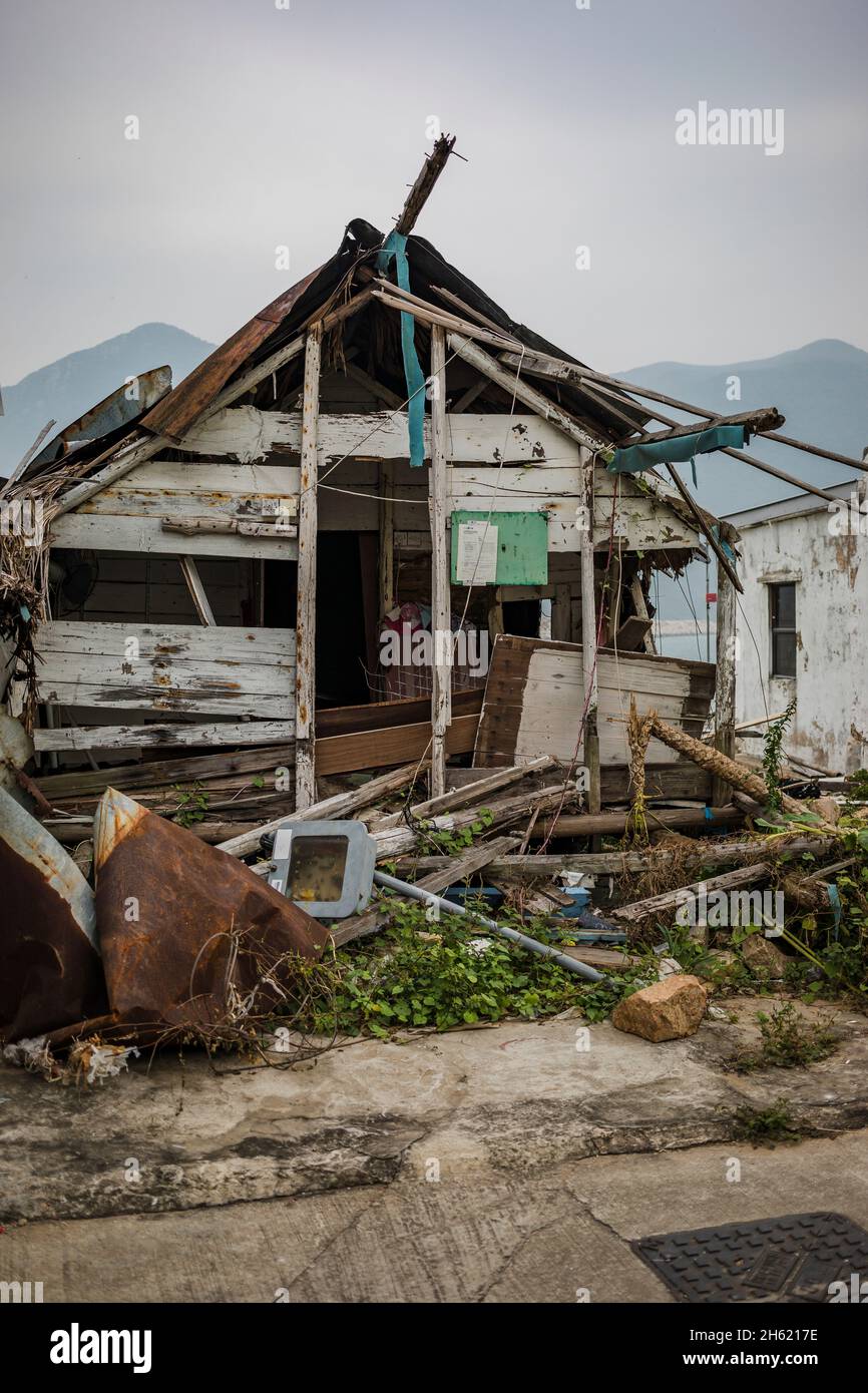 old fishing hut,bay fishing village tai o,lantau Stock Photo Alamy