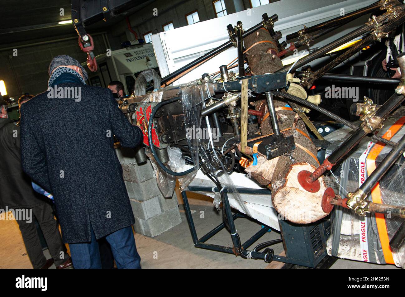 Transport of the cable car's fused head, the most important proof in