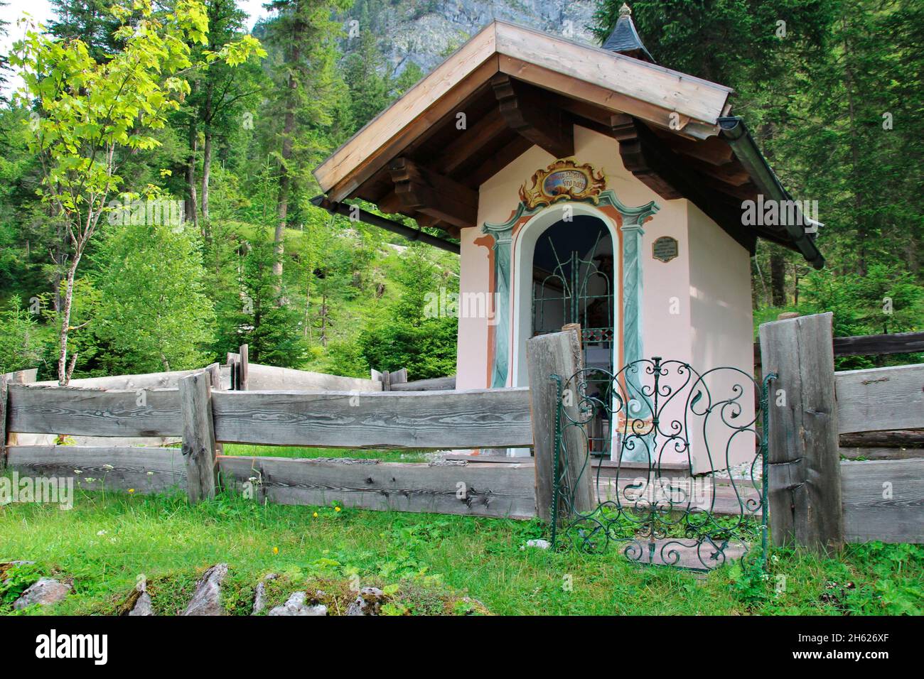chapel near the official saw in the karwendel,gleirschtal,summer,accessible from scharnitz,belongs to the city of innsbruck,tyrol,austria Stock Photo