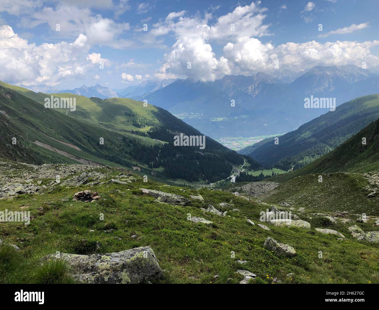 landscape above the inzinger alm,view of the karwendel and wetterstein mountains,mitterkogel,rosskogel,stubai alps,hunting lodge,seebach,meadows,mountains,nature,inzing,tyrol,austria Stock Photo