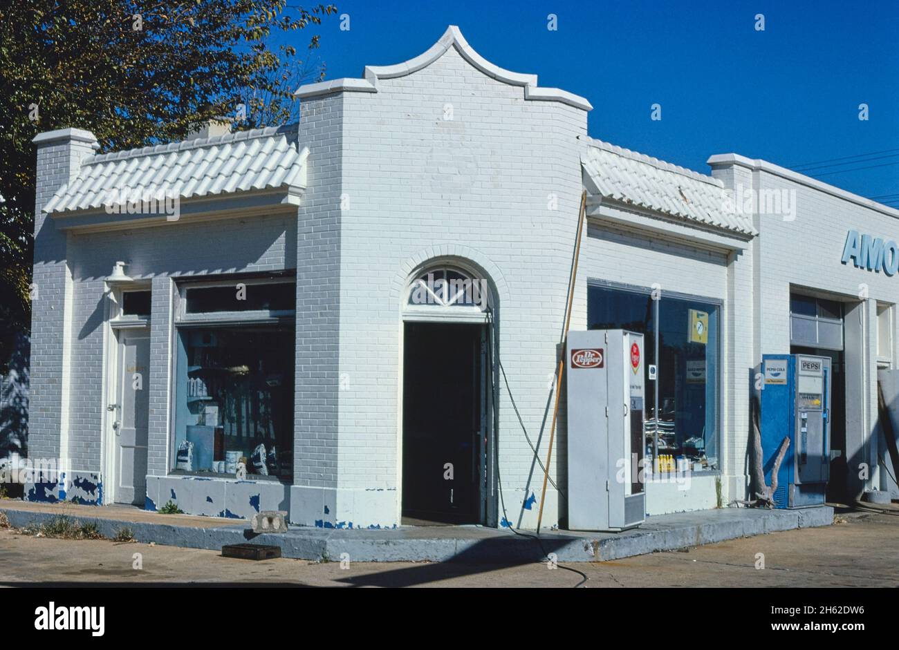 1970s amoco gas station hires stock photography and images Alamy