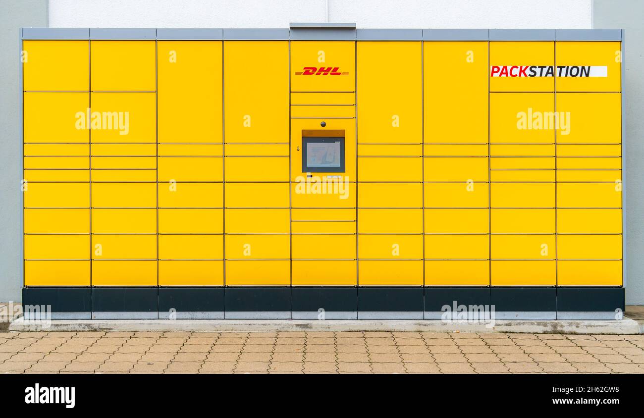 Dhl Packstation High Resolution Stock Photography and Images - Alamy