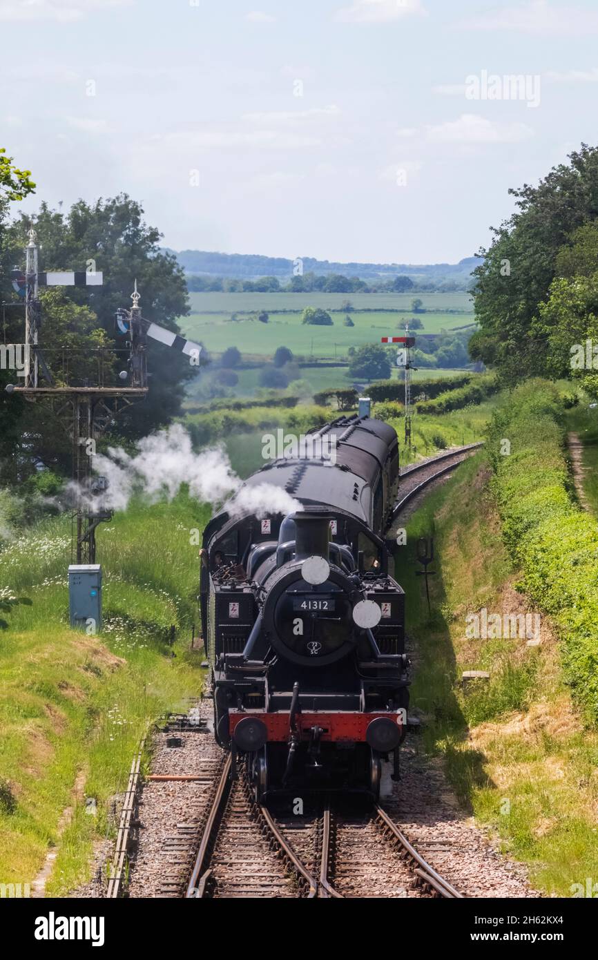 england,hampshire,ropley,ropley station,the mid-hants heritage railway aka the watercress line,steam train and railway line Stock Photo