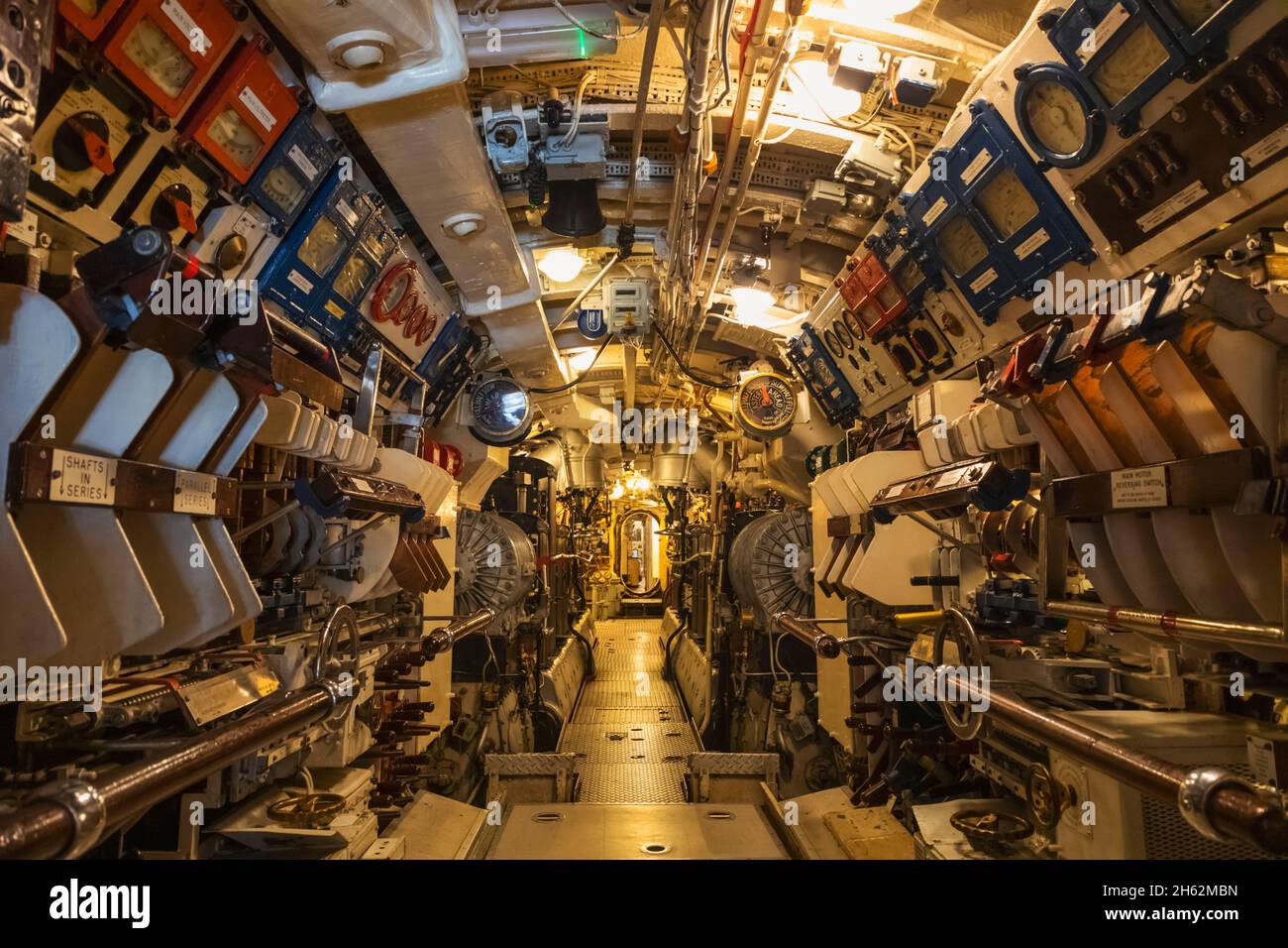england,hampshire,portsmouth,gosport,portsmouth historic dockyard