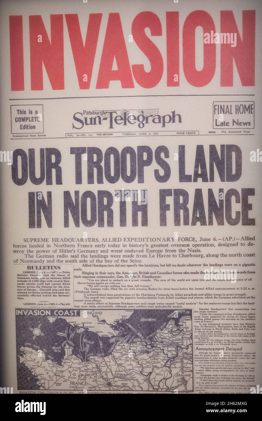 england,hampshire,portsmouth,southsea,the d-day story museum,front page of the pittsburgh sun-telegraph newspaper dated tuesday,june 6,1944 reporting troop landings in france Stock Photo