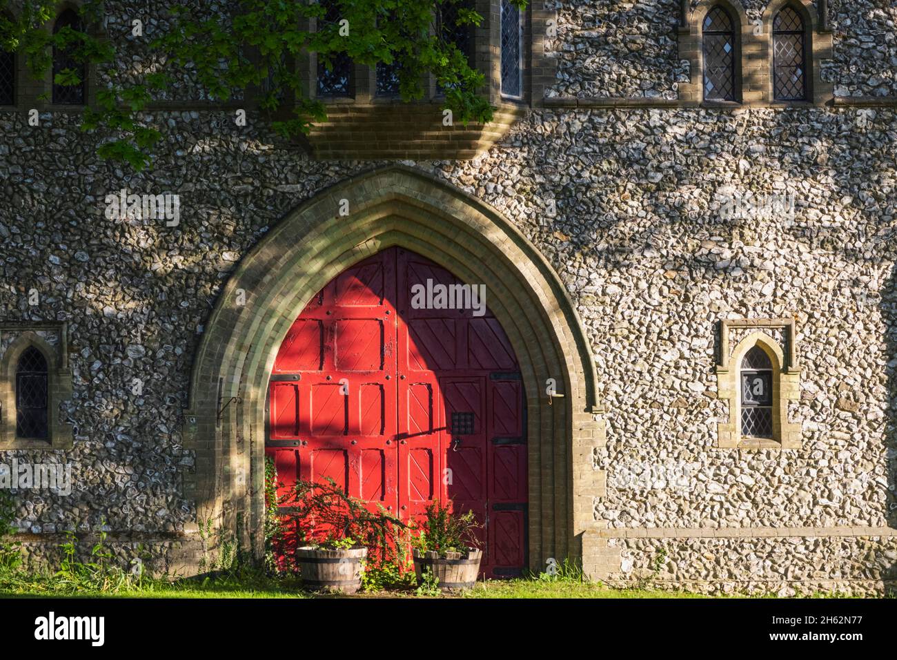 england,hampshire,godsfield preceptory medieval red door Stock Photo