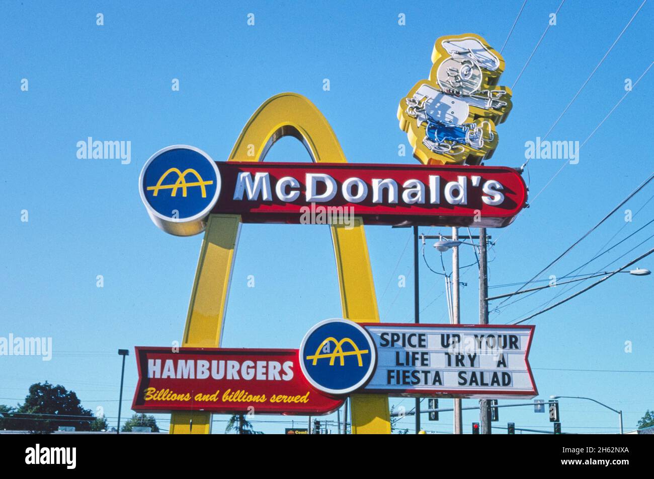 Vintage mcdonalds sign hi-res stock photography and images - Alamy