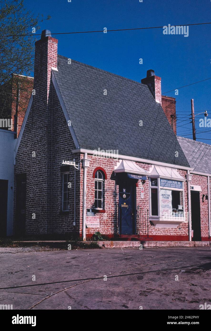 Pure gas station, Danville, Virginia; ca. 1982 Stock Photo Alamy