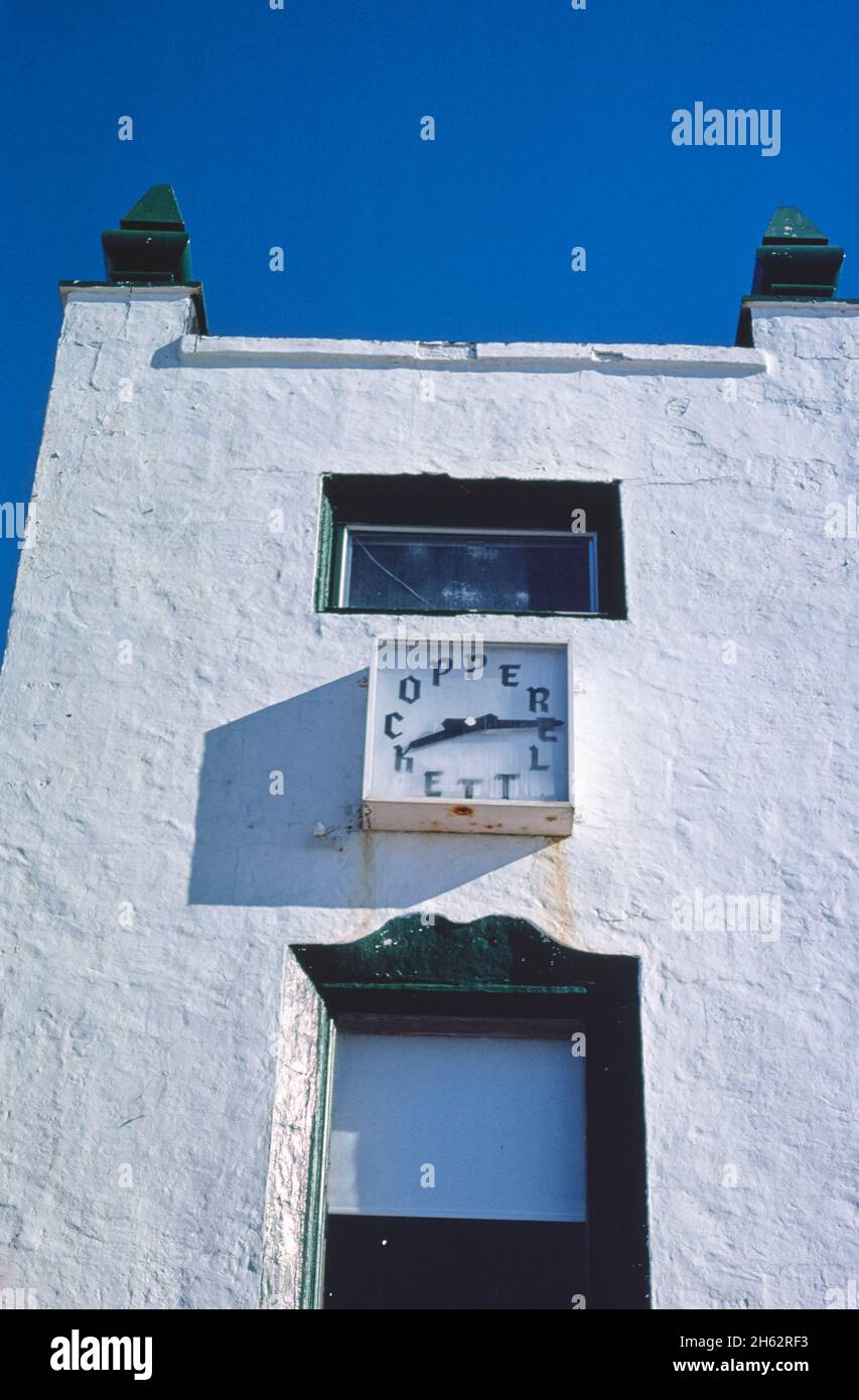 Copper Kettle clock, Ocean City, New Jersey; ca. 1978 Stock Photo Alamy
