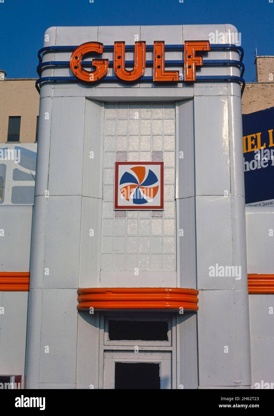 1980s gulf gas station hires stock photography and images Alamy