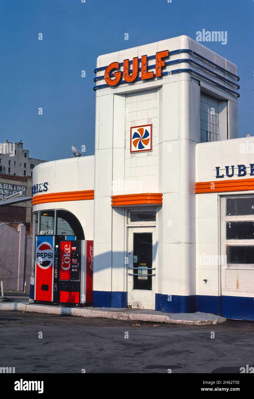1980s gulf gas station hires stock photography and images Alamy