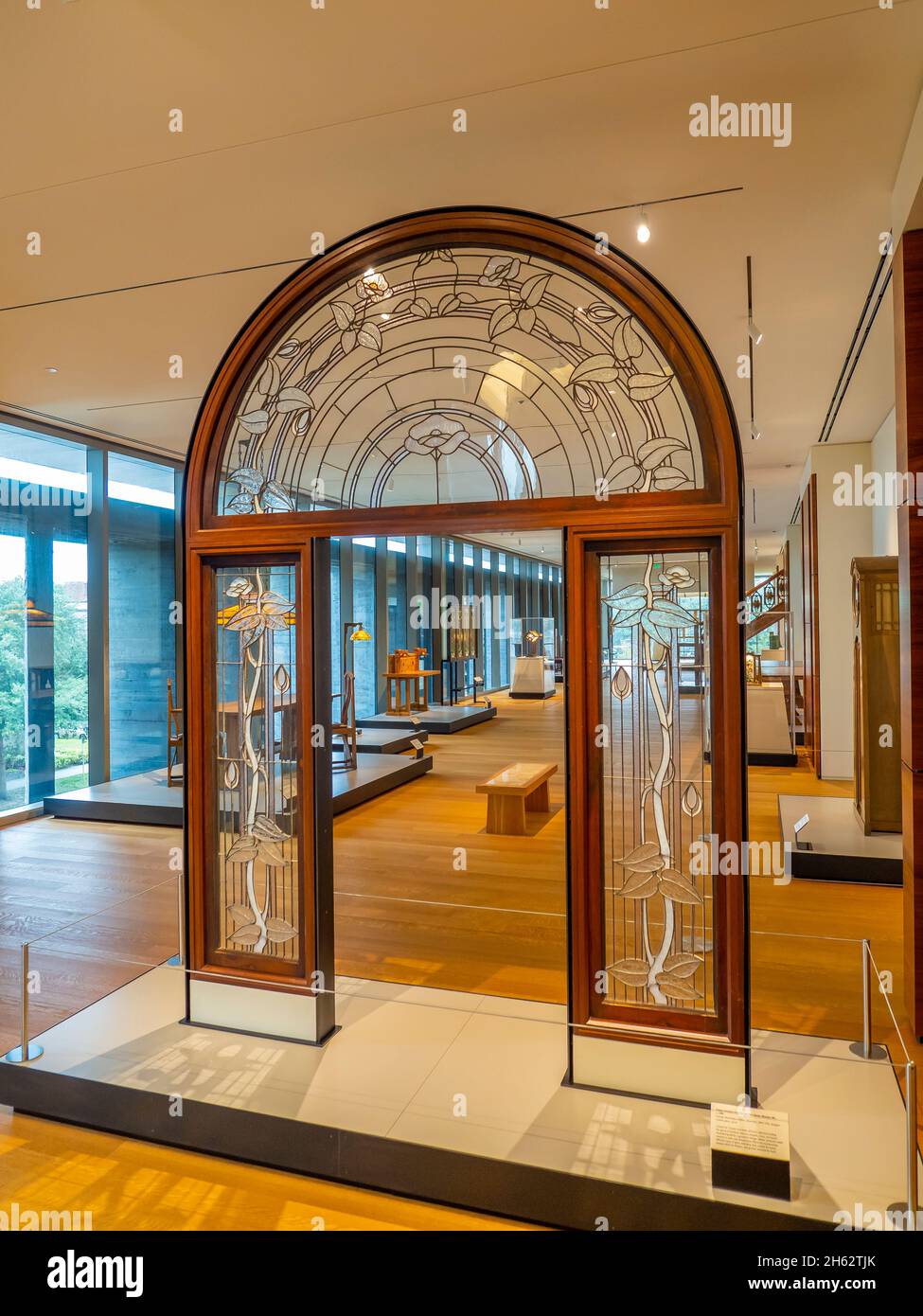 Exhibits and displays in The Museum of American Arts & Crafts Movement