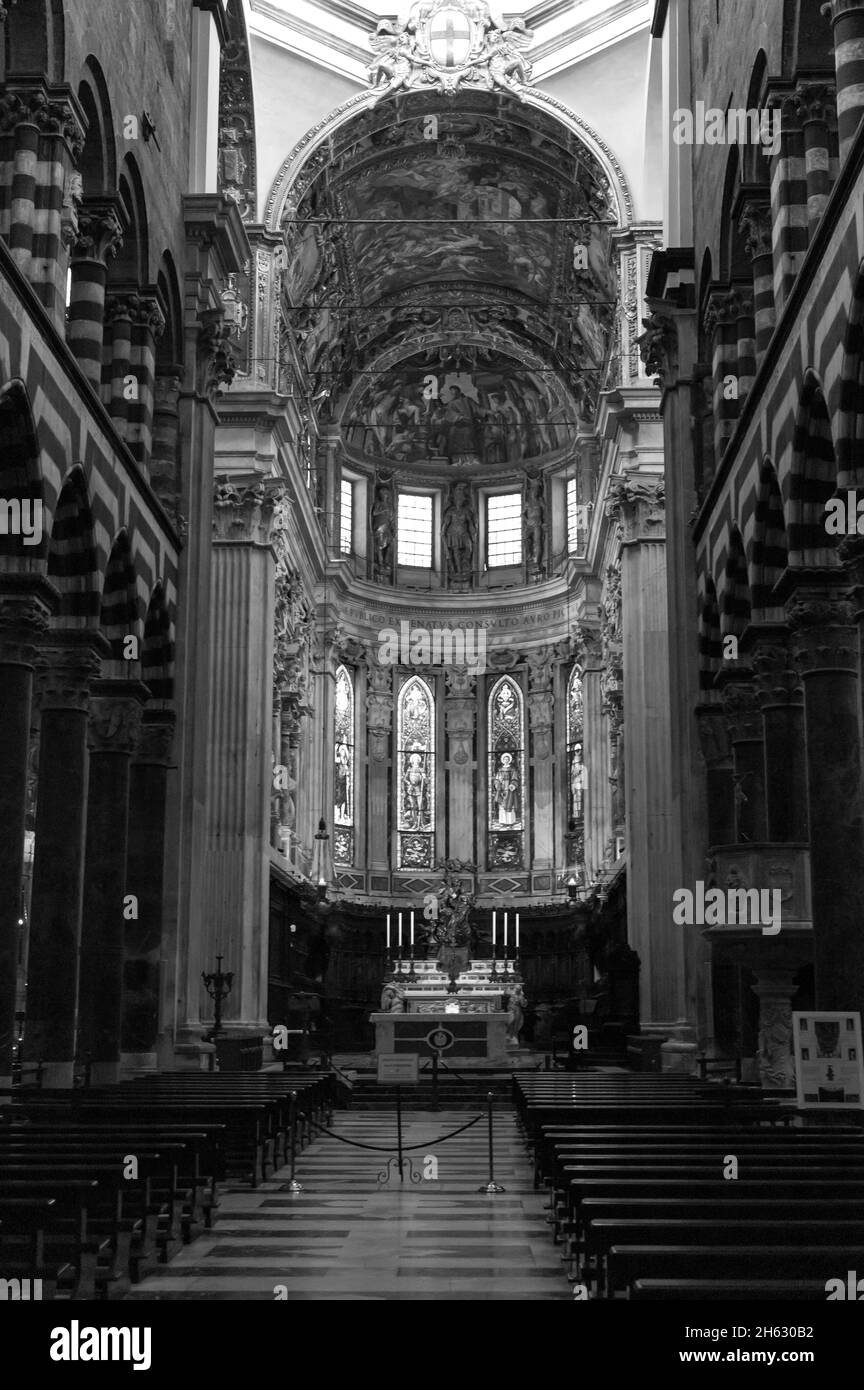 interior of saint lawrence (lorenzo) cathedral in genoa,italy Stock