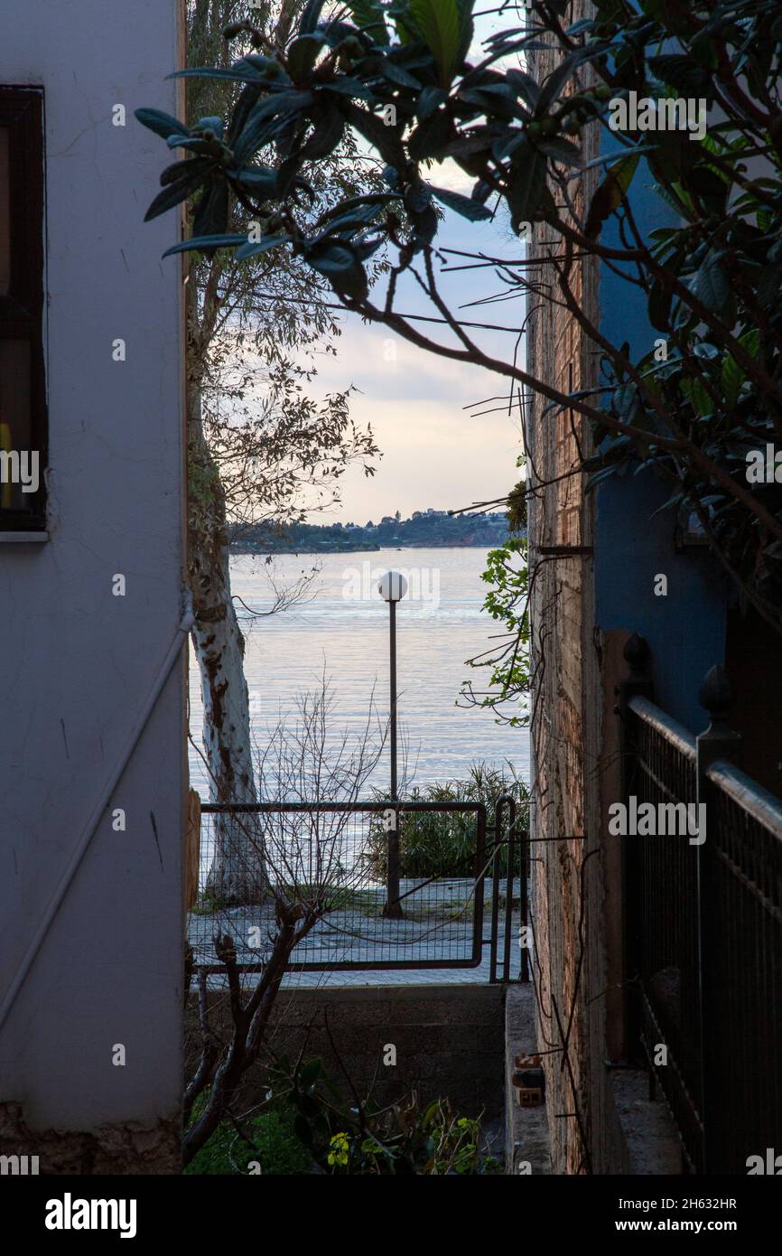 View city between two houses hi-res stock photography and images - Alamy View city between two houses hi-res stock photography and images - Alamy