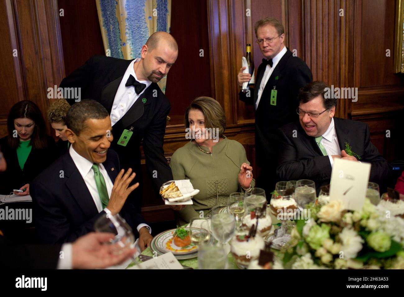 President Barack Obama and Prime Minister  Brian Cowen of Ireland attend a St. Patrick's Day lunch hosted by House Speaker Nancy Pelosi in the Rayburn Building, U.S. Capitol, Washington D.C. 3/17/09 Stock Photo