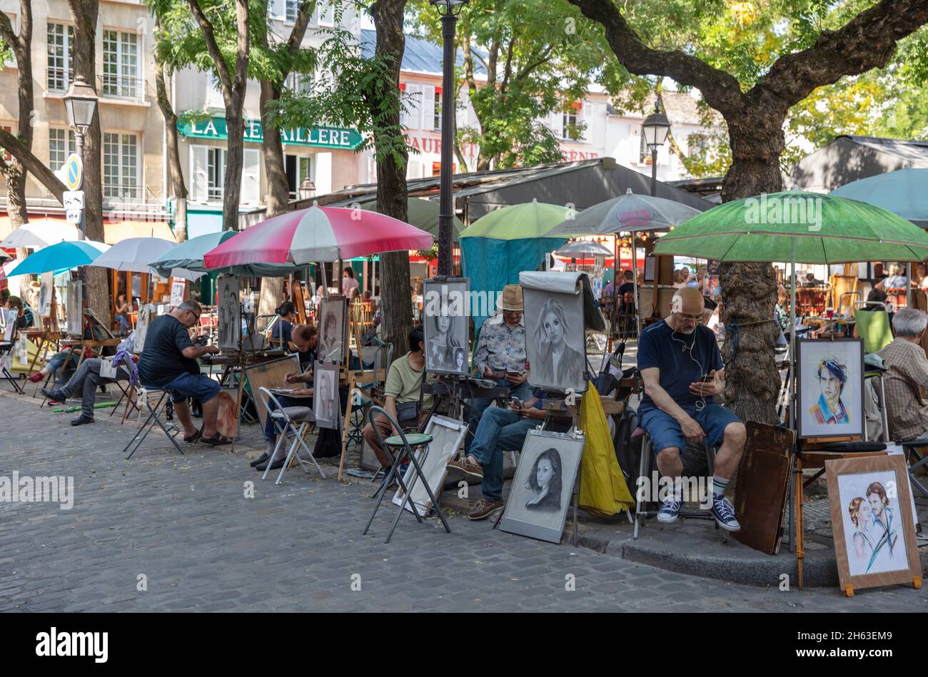 Artist quarter paris hires stock photography and images Alamy