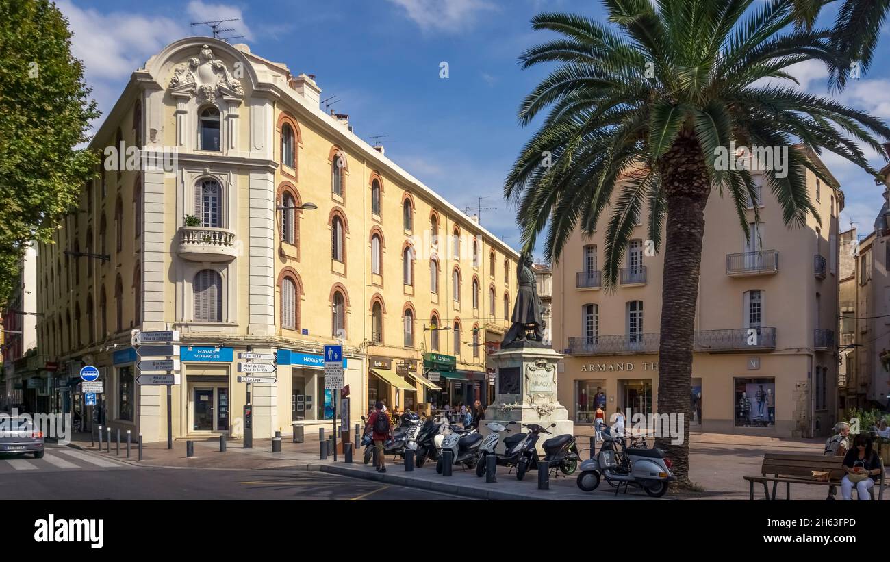 place arago in the saint jean district in perpignan. in 1879 a statue by francois arago was erected. the sculptor was antonin mercié. Stock Photo