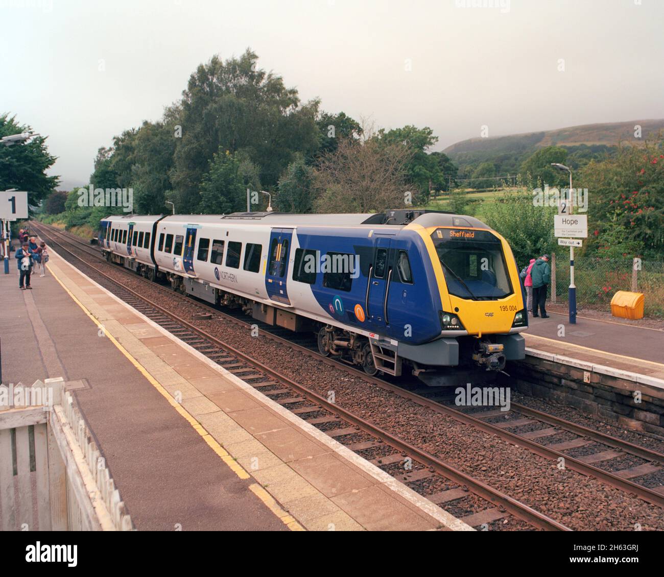 Class 195 northern hi-res stock photography and images - Alamy