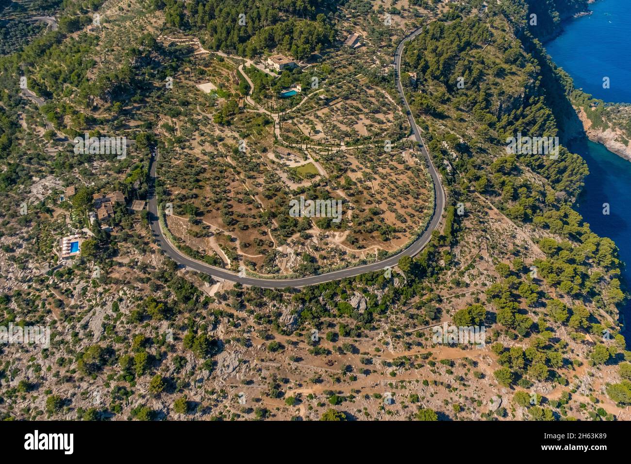 aerial view,street loop of the autopista ma-10 in deià,mallorca,balearic islands,spain Stock Photo