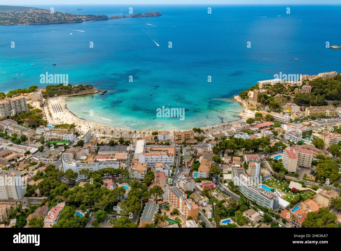 aerial view,bay and beach platja palmira with hotel complexes,peguera,calvià,mallorca,balearic islands,spain Stock Photo