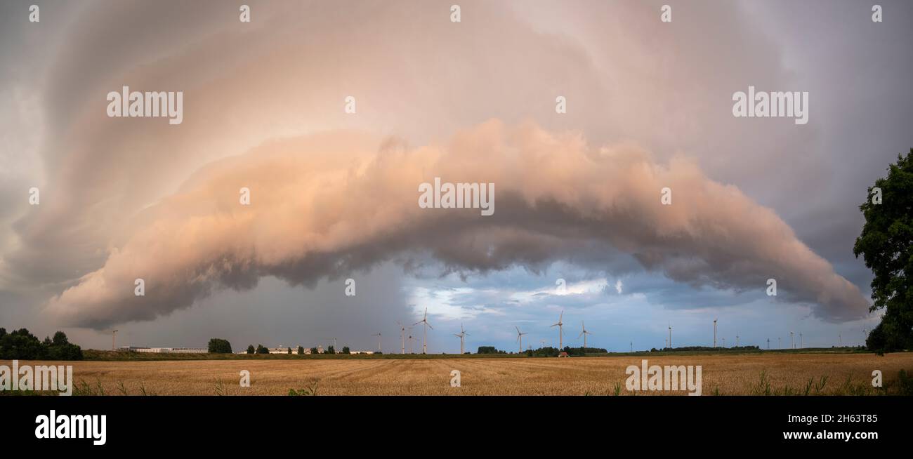 germany,lower saxony,emden,shelf cloud over east frisia,near emden. Stock Photo