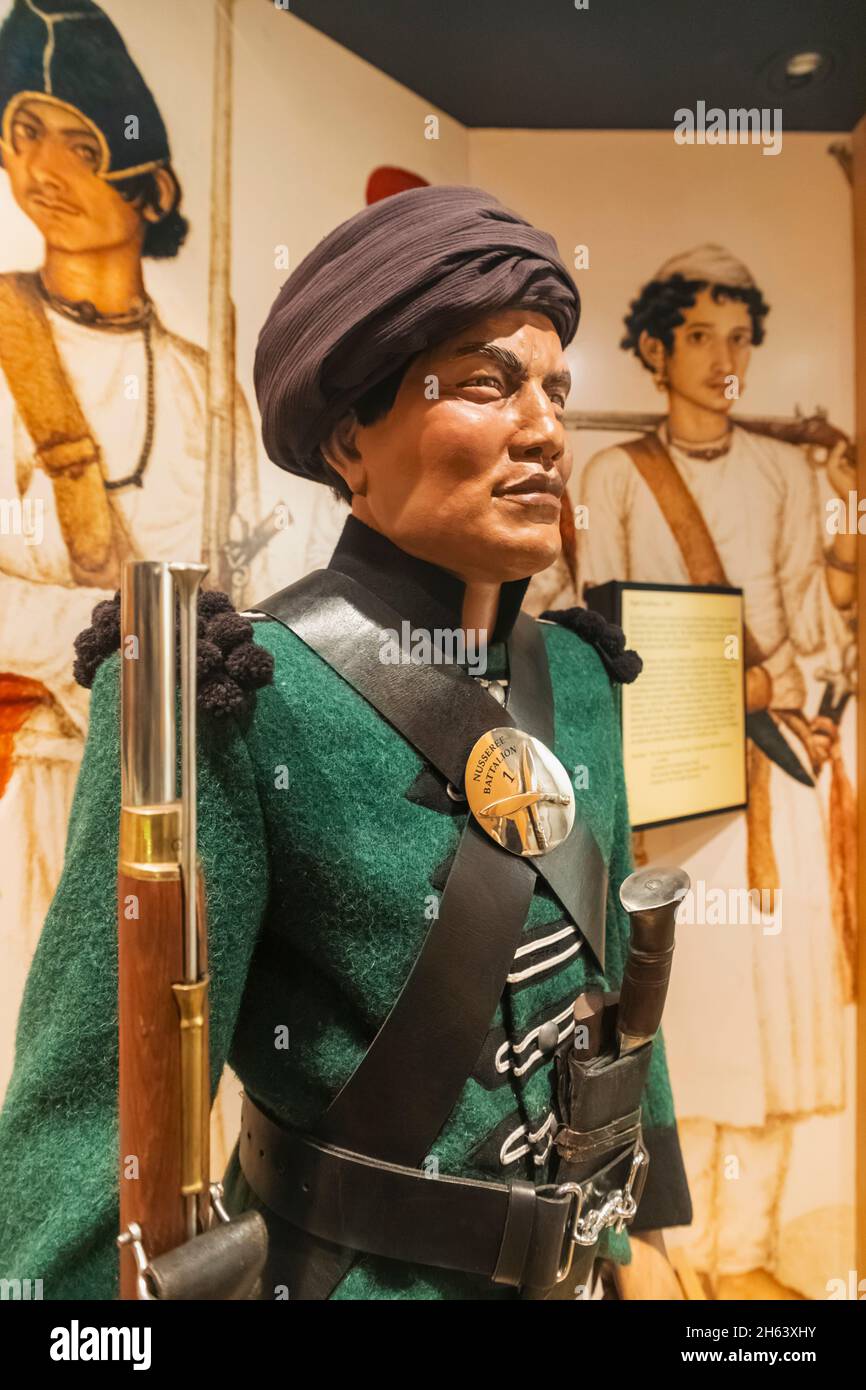 england,winchester,winchester's military quarter museums,the gurkha museum,statue of gurkha soldier in historical uniform Stock Photo