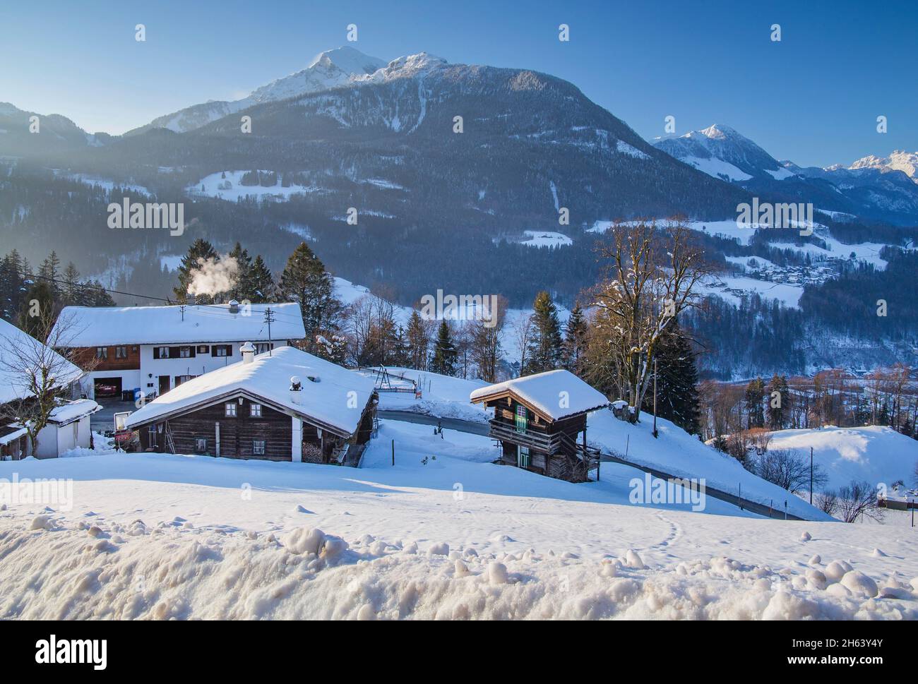 winter landscape with mountain farm against kehlstein 1881m,berchtesgaden,berchtesgaden alps,berchtesgadener land,upper bavaria,bavaria,germany Stock Photo