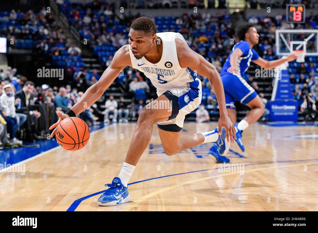 St. Louis, USA. 12th Nov, 2021. November 12, 2021: Saint Louis Billikens forward Francis Okoro (5) grabs a loose ball in a game where the Eastern Illinois Panthers visited the St. Louis Billikens. Held at Chaifetz Arena in St. Louis, MO Richard Ulreich/CSM Credit: Cal Sport Media/Alamy Live News Stock Photo