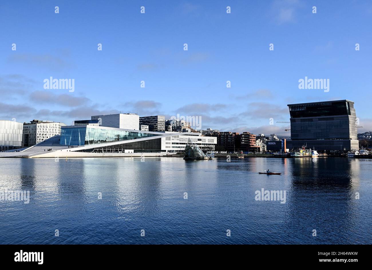 Oslo, Norway. 04th Nov, 2021. The Opera House and the Munch Museum on the Oslofjord. The museum is also called Lambda because of its shape. Credit: Britta Pedersen/dpa-Zentralbild/dpa/Alamy Live News Stock Photo