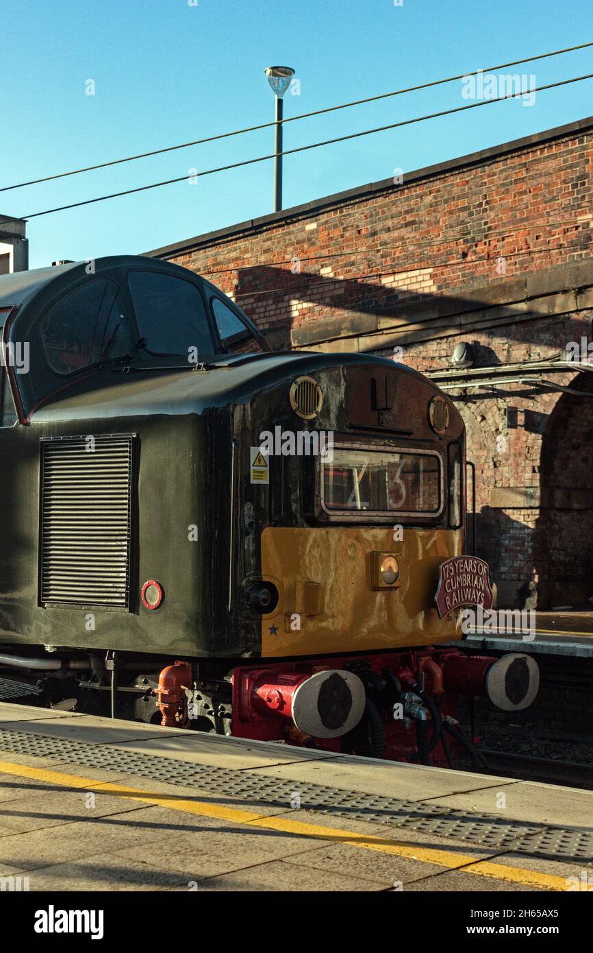 D345 at Platform 5 at Preston railway station, working the 196L 'The ...