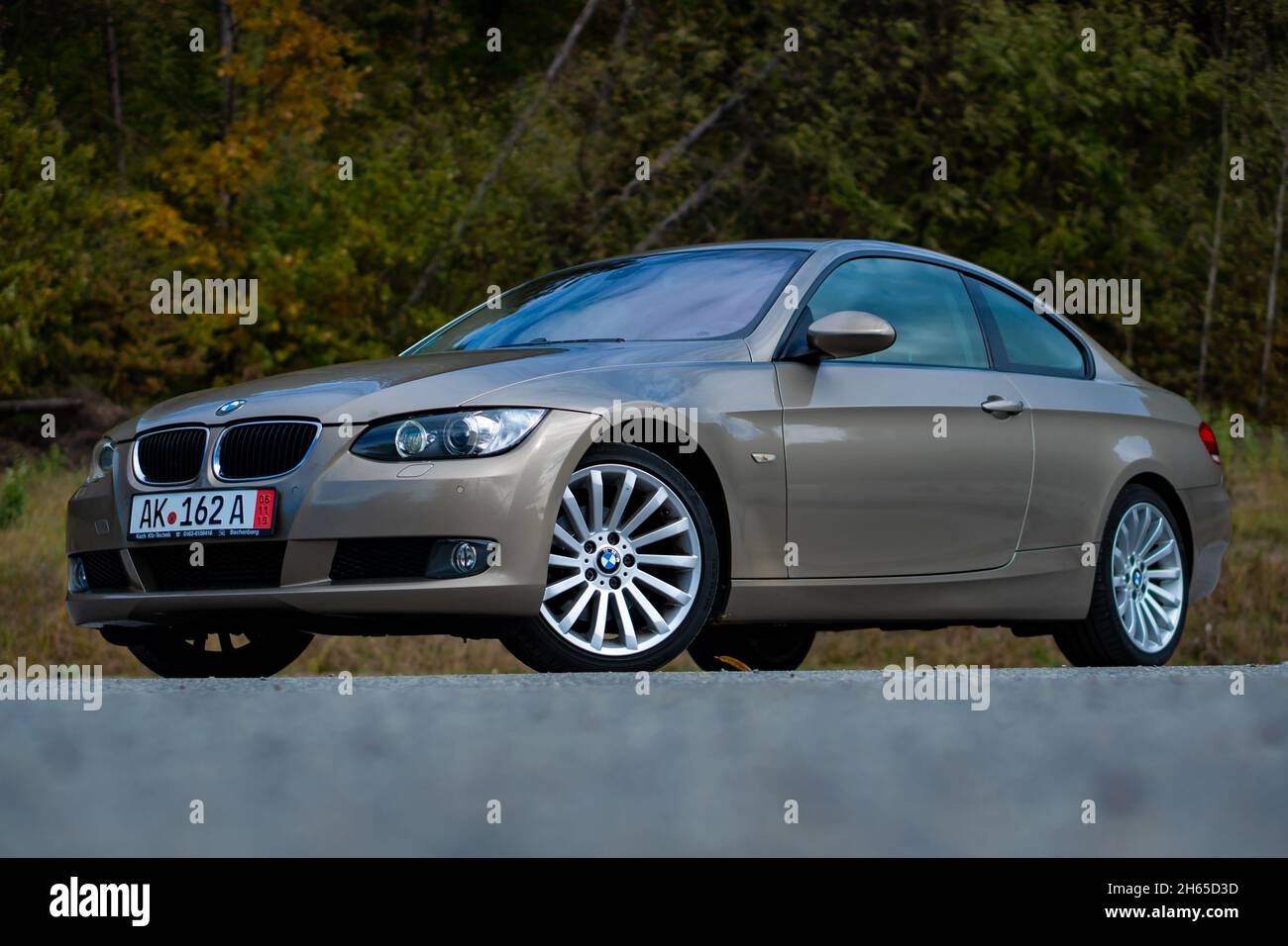 Bmw 320d hi-res stock photography and images - Page 3 - Alamy