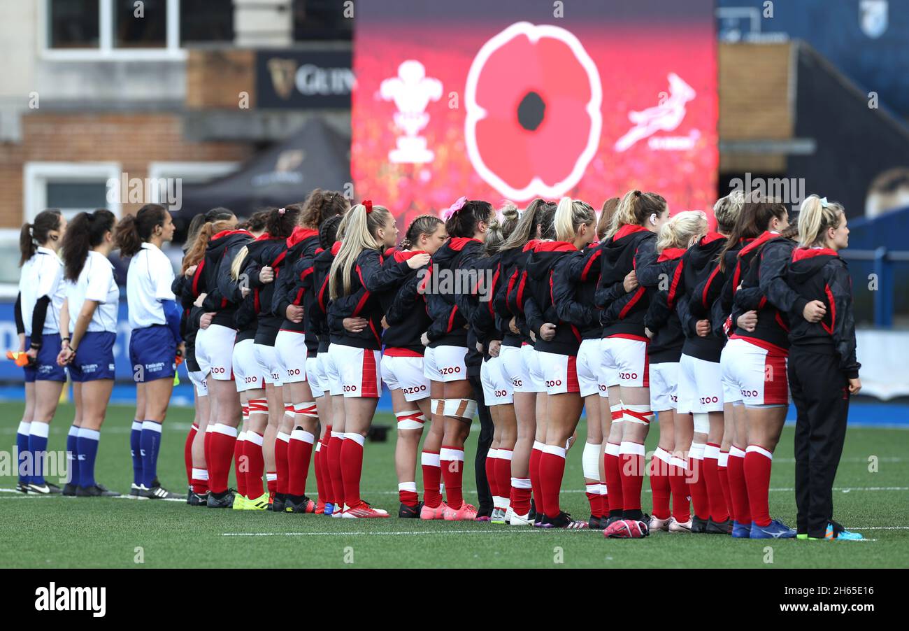 Wales players line up before the Autumn International match at Cardiff Arms park, Cardiff. Picture date: Saturday November 13, 2021. See PA story RUGBYU Wales Women. Photo credit should read: Bradley Collyer/PA Wire. RESTRICTIONS: Use subject to restrictions. Editorial use only, no commercial use without prior consent from rights holder. Stock Photo