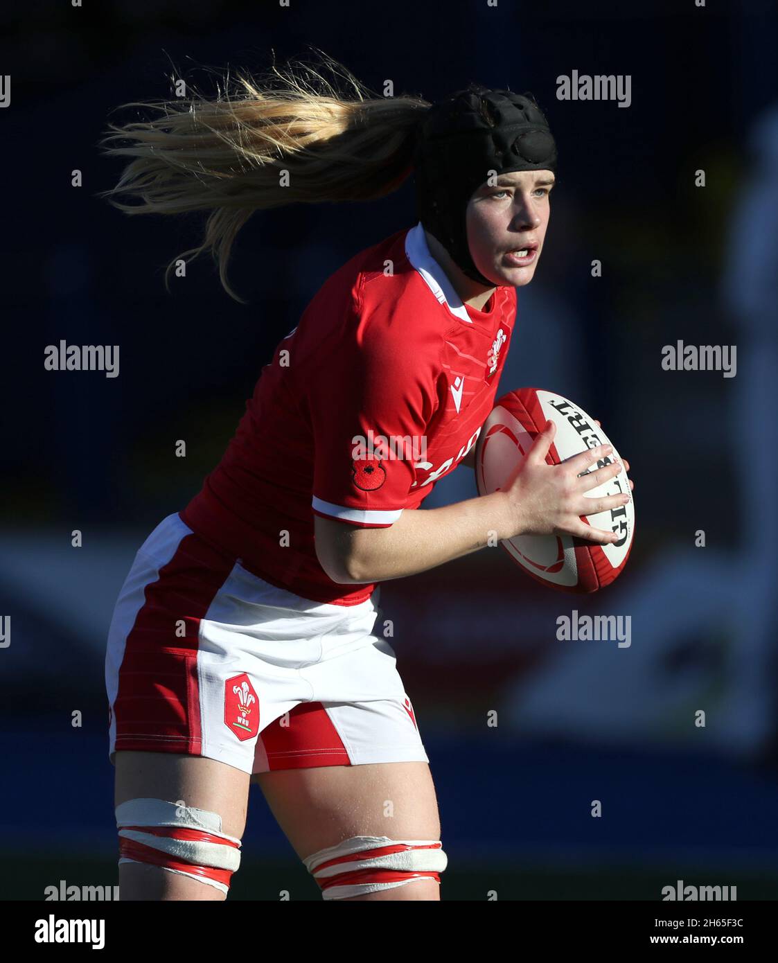Wales' Bethan Lewis during the Autumn International match at Cardiff Arms park, Cardiff. Picture date: Saturday November 13, 2021. See PA story RUGBYU Wales Women. Photo credit should read: Bradley Collyer/PA Wire. RESTRICTIONS: Use subject to restrictions. Editorial use only, no commercial use without prior consent from rights holder. Stock Photo