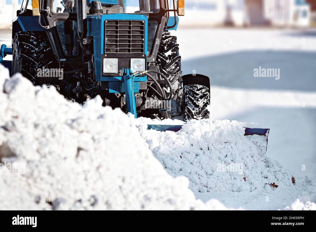 Snow Cleaner Snowdrift Shoovel Machine Winter Road Stock Photo - Image of  bucket, season: 135833634