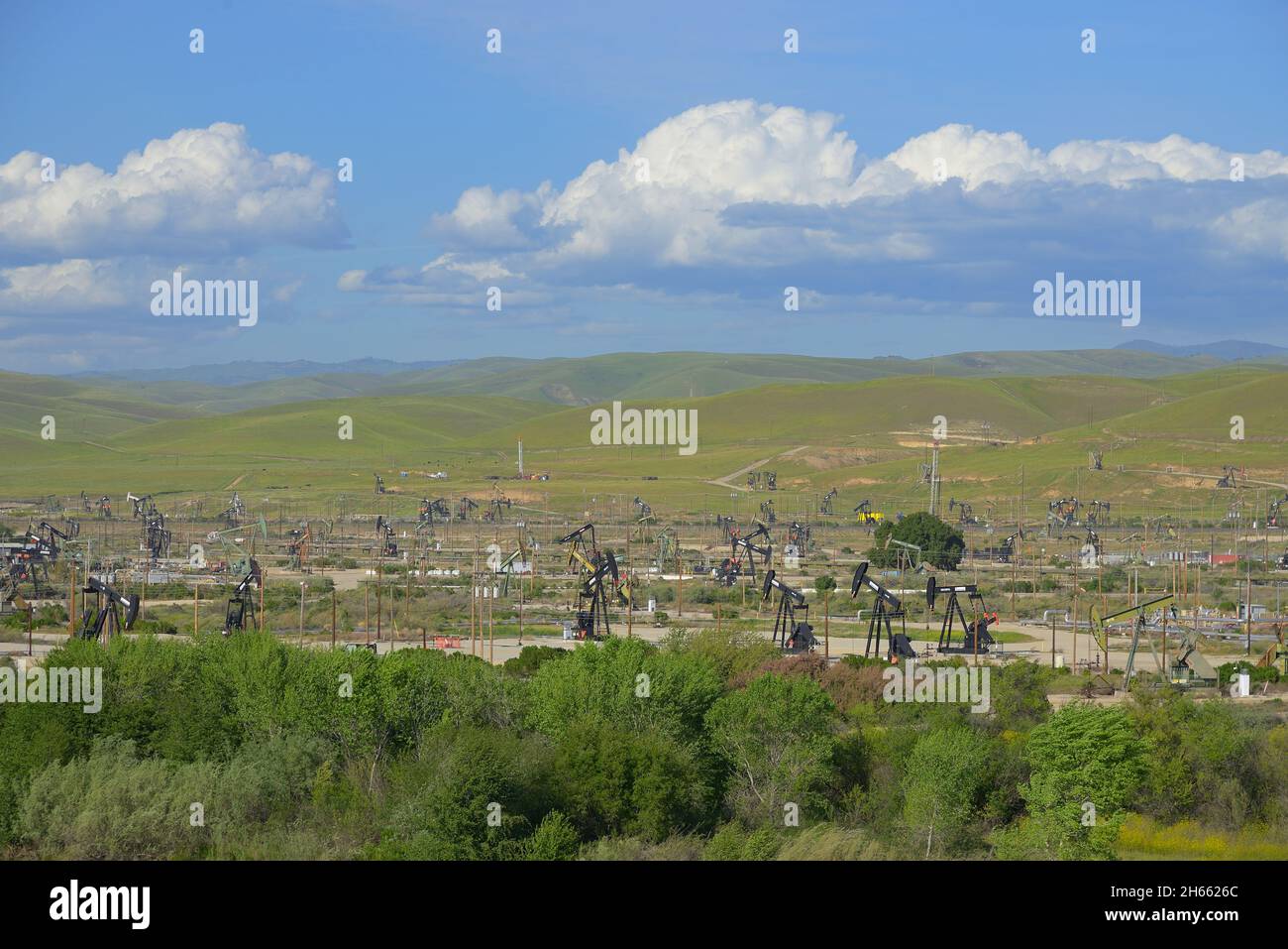 The San Ardo Oil Field, Salinas Valley CA Stock Photo Alamy