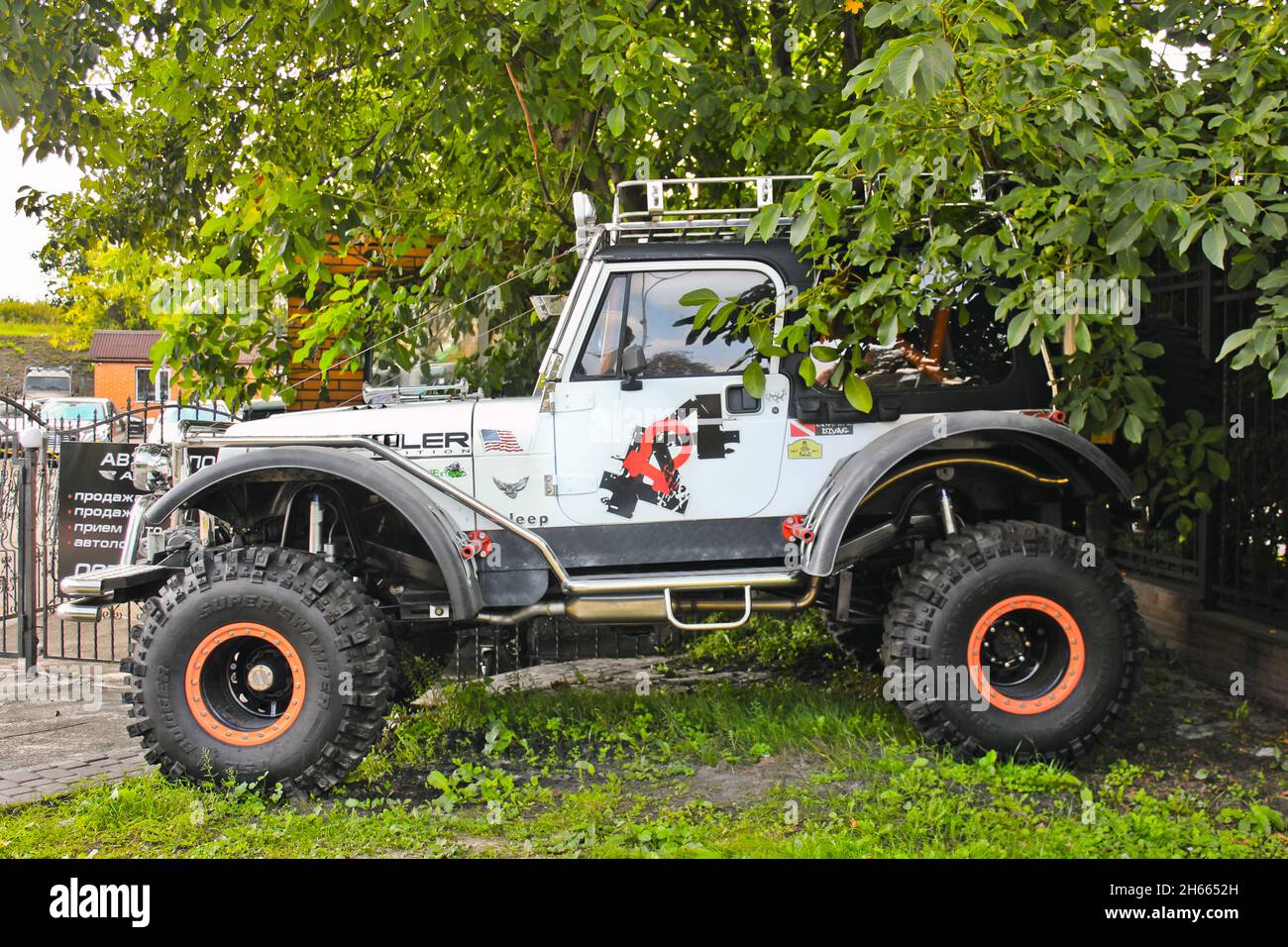 Jeep wrangler off road hires stock photography and images Alamy