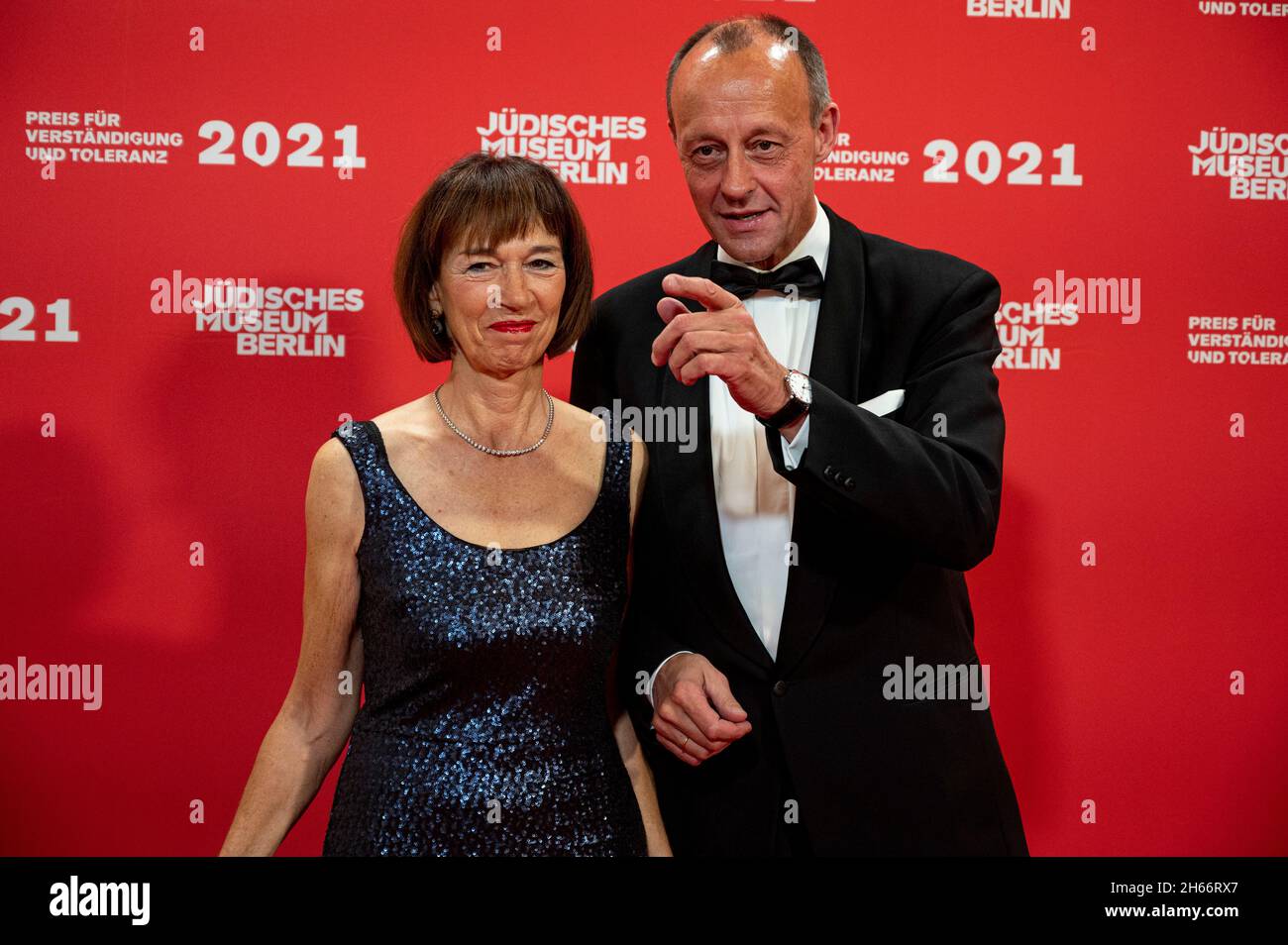 Berlin, Germany. 13th Nov, 2021. Friedrich Merz (CDU) and his wife Charlotte Merz stand at the press wall at the award ceremony for the 'Prize for Understanding and Tolerance'. The prize goes to the President of the Jewish Community of Munich and Upper Bavaria Knobloch and the architect Libeskind. Stephan Habrath, President of the Federal Constitutional Court, Daniella Luxembourg, art dealer, Credit: Fabian Sommer/dpa/Alamy Live News Stock Photo