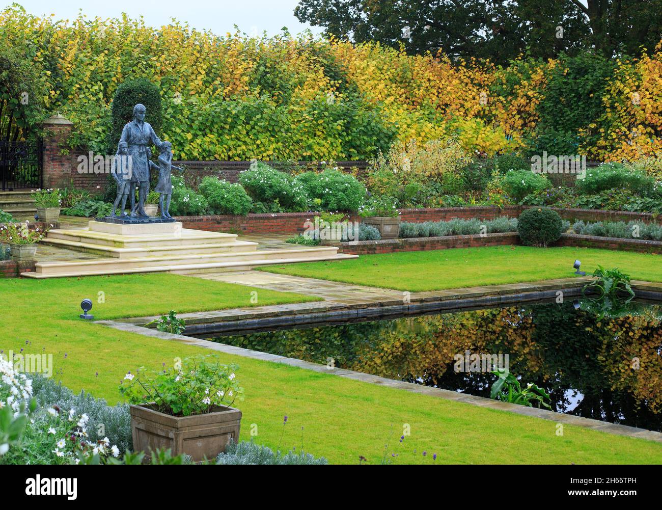 Princess Diana Memorial, Kensington Gardens, London 2021.  The Statue was unveiled in July 2021 to commemorate her 60th Birthday. Stock Photo