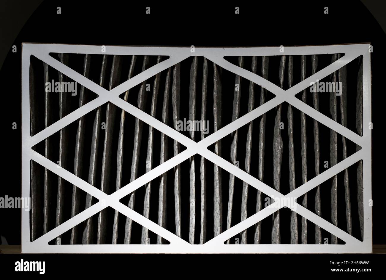 Furnace filter dirty air filter. Changing air filter to improve air