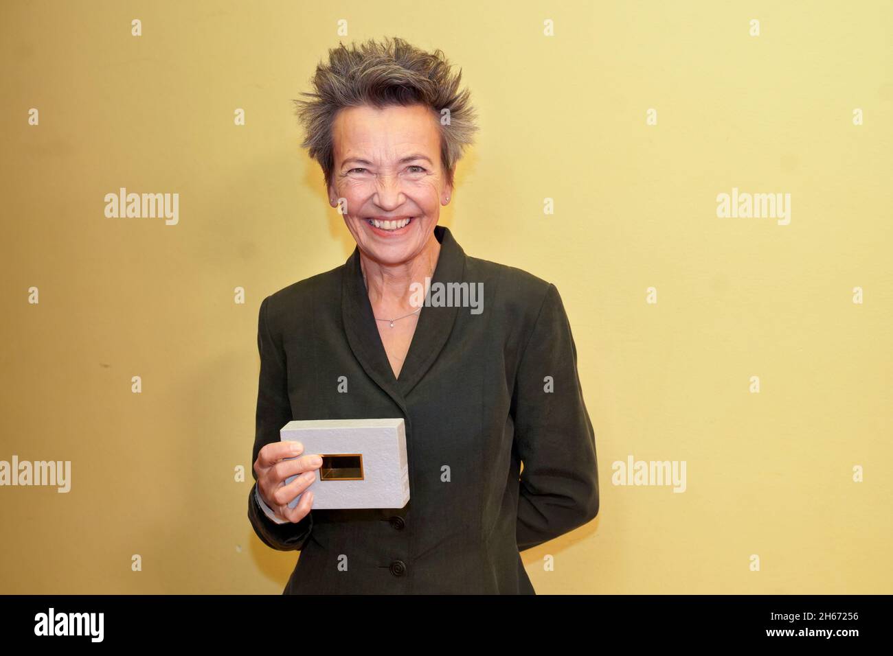 Berlin, Germany. 13th Nov, 2021. Ruth Toma receives an award in the category 'Screenplay' at the DAfF (German Academy for Television) awards ceremony at the Babylon cinema. Credit: Jörg Carstensen/dpa/Alamy Live News Stock Photo