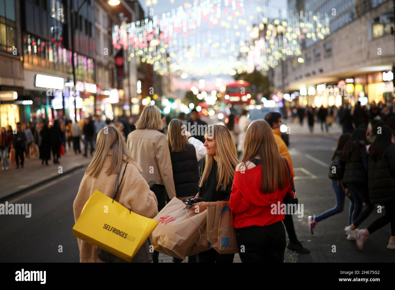 Oxford street christmas lights 2021 hires stock photography and images