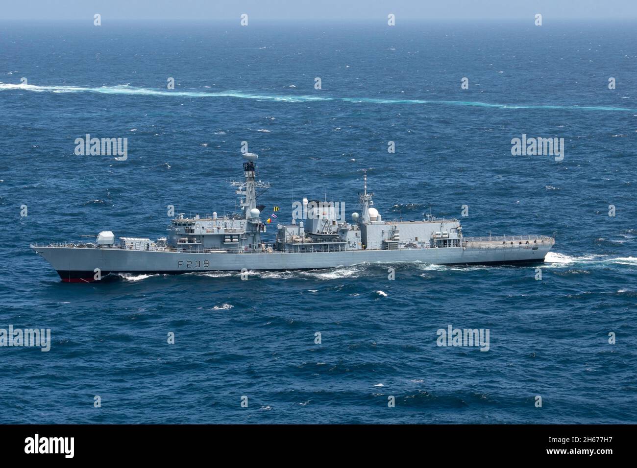 Bay of Bengal, India. 17 October, 2021. The British Royal Navy Richmond-class frigate HMS Richmond during Maritime Partnership Exercise 2021 October 17, 2021 in the Bay of Bengal, India.  Credit: MC2 Russell Lindsey/U.S. Navy/Alamy Live News Stock Photo