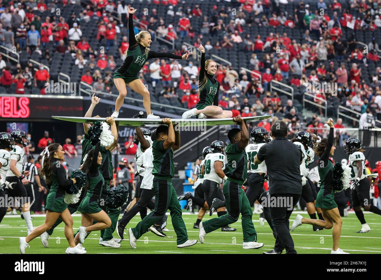November 13, 2021: Hawaii Warriors cheerleaders in action prior to the start of the NCAA football game featuring the Hawaii Warriors and the UNLV Rebels at Allegiant Stadium in Las Vegas, NV. Christopher Trim/CSM/Sipa USA.(Credit Image: © Christopher Trim/CSM/Sipa USA) Stock Photo