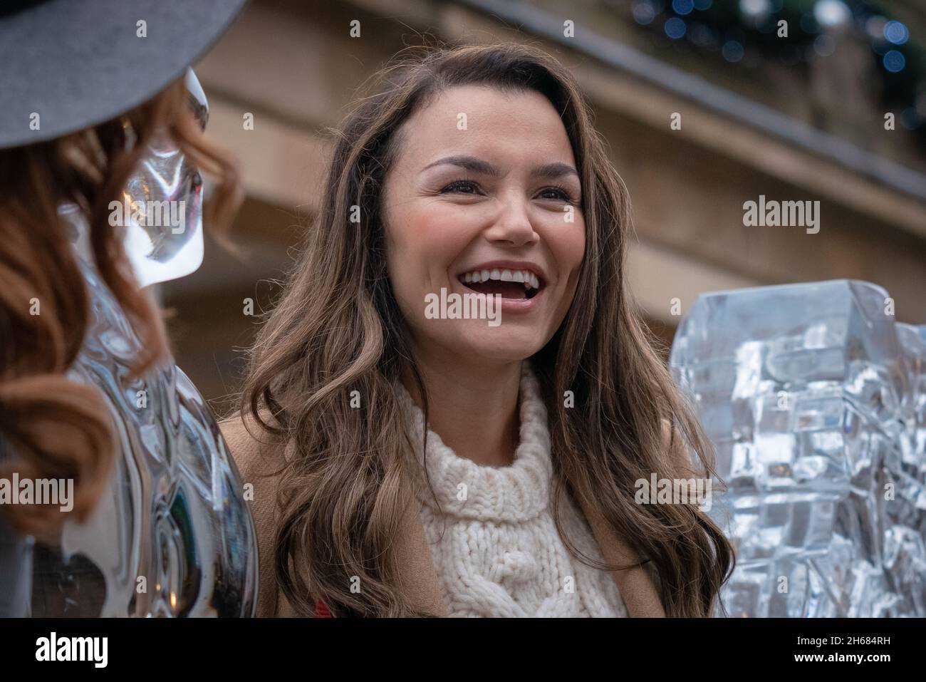 Samantha barks frozen hires stock photography and images Alamy