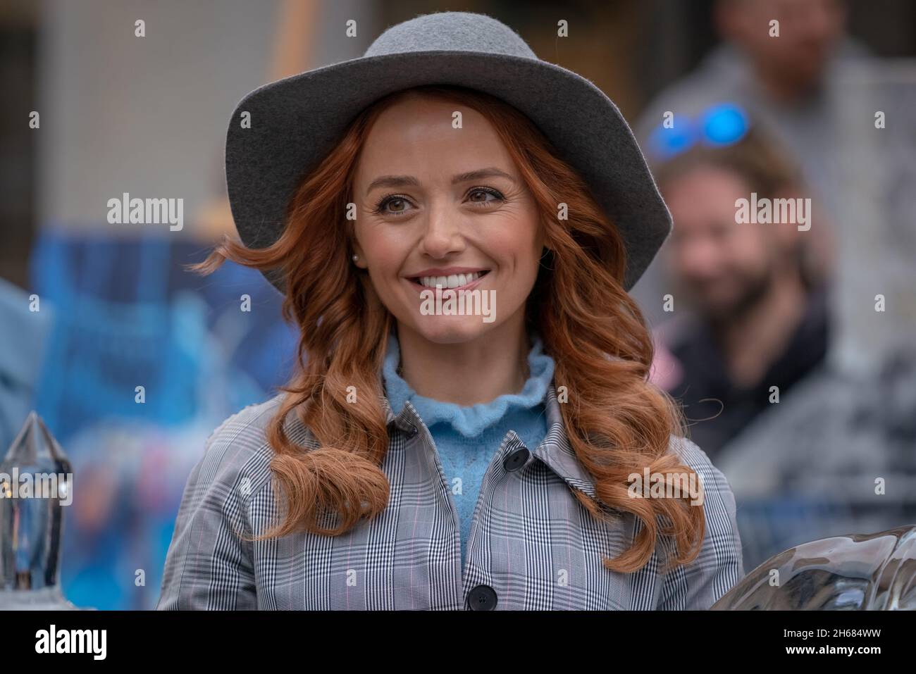 Stephanie mckeon frozen hires stock photography and images Alamy