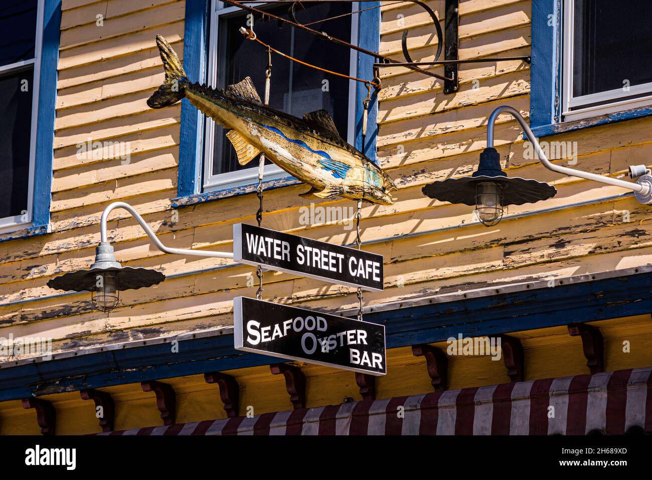 Water Street Cafe Stonington, Connecticut, USA Stock Photo Alamy